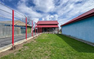 Casă modernă cu 5 camere, garaj și curte mare, mobilată in Corbu - Poză 21