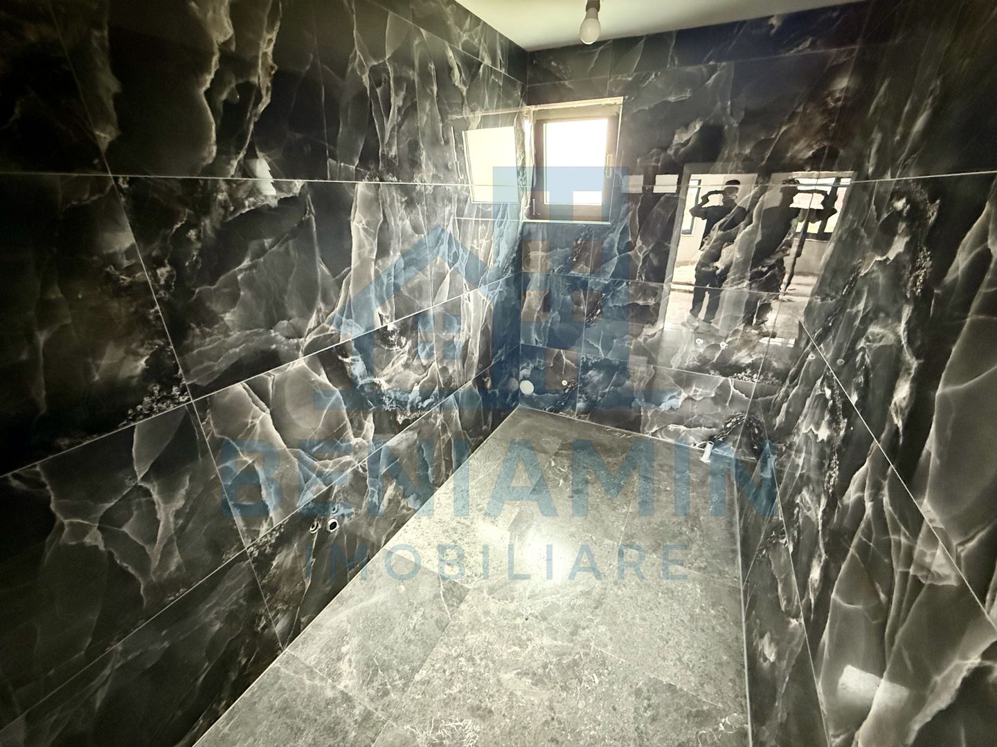 Vila Moderna-Hanul Doctorului-184mp-Finisaje Lux-La cheie-Teren 300mp - Poză 10
