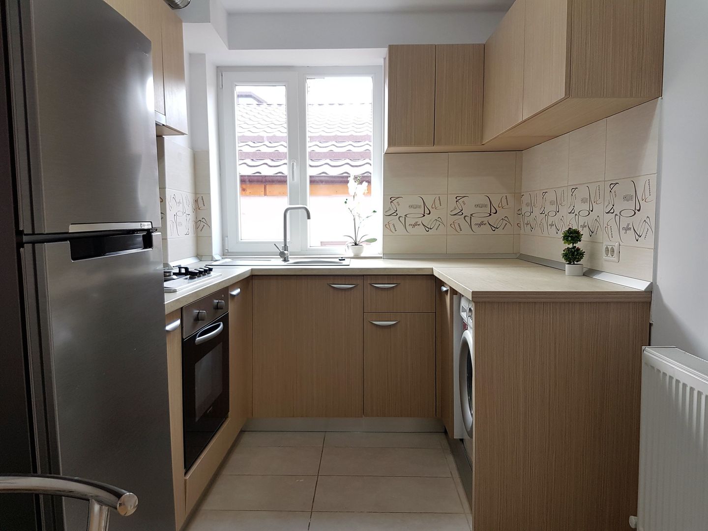 Faleza Nord | Apartament 2 camere, etaj 1, în vilă, centrală pe gaz - Poză 1