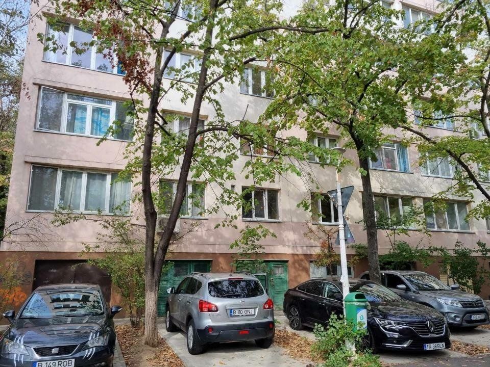 Apartament 3 camere Drumul Taberei Pascani + GARAJ - Poză 1