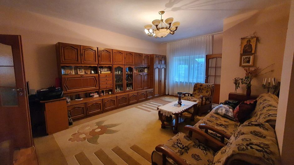 CASĂ individuală P+M, cu teren 1250 mp, zona Moara Grecilor; - Poză 5