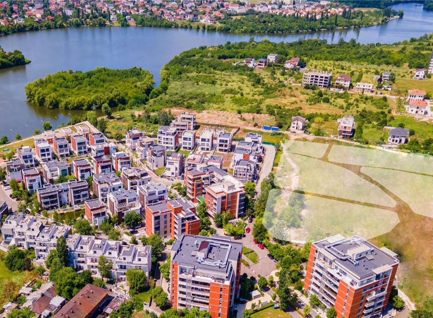 GREEN LAKE SMART VILLAS - Poză 8