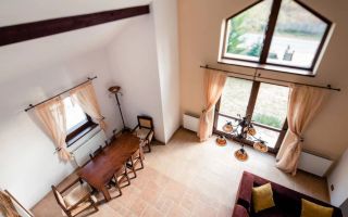 Investitie Valiug lacul Gozna Casa utilata 5 camere parau padure - Poză 8