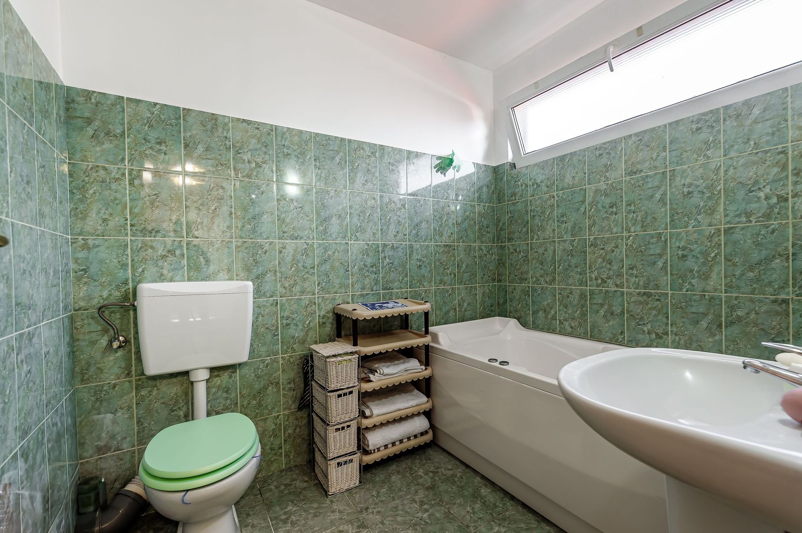 Casă 2008 - 6 camere - teren 1440 mp - Zadareni, Arad - COMISION 0% - Poză 7