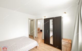 Apartament rafinat, 3 camere, complet renovat – Țiglina 2, etaj 1 - Poză 3