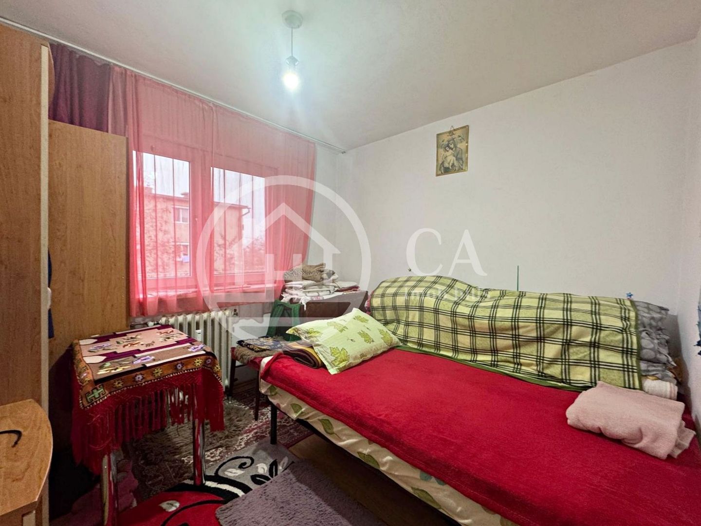 Apartament cu 2 camere de vânzare în zona Parcului 22 Decembrie Oradea - Poză 1