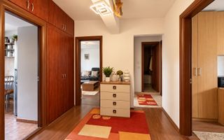 Apartament de vanzare in Oradea, strada Sovata, cu priveliste spre mal - Poză 7