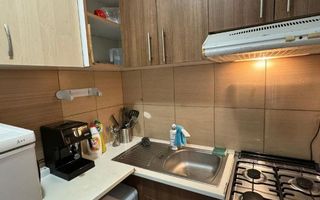 Garsonieră de închiriat, Bulevardul Poitiers 2, Iași – 20 mp, etaj 2/4, mobilată și utilată - Poză 2