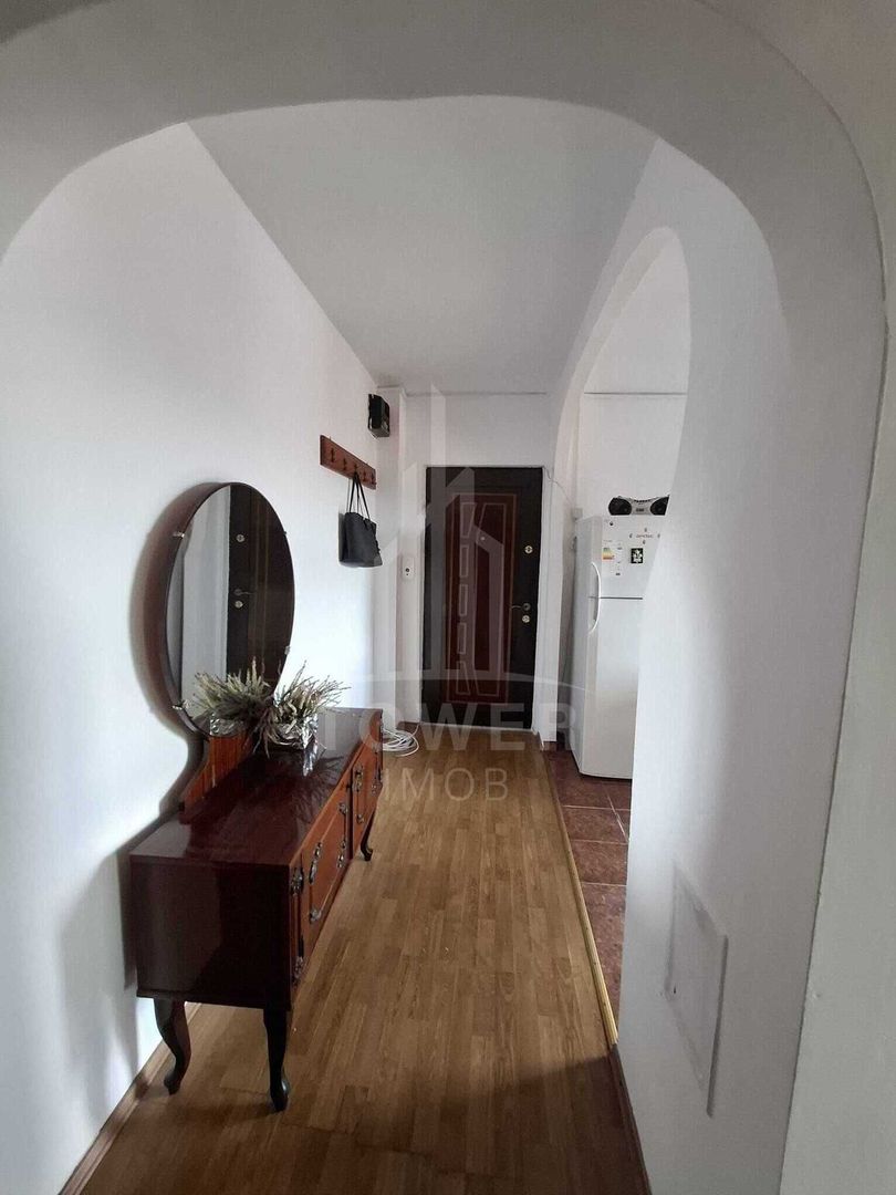 apartament 2 camere, decomandat, cartier Terezian - Poză 4