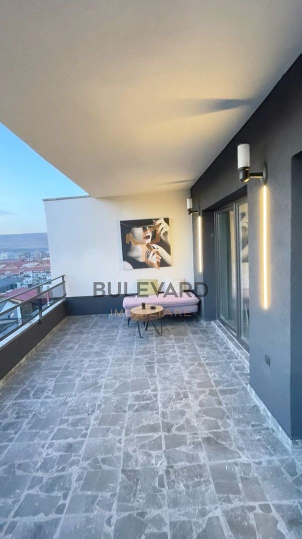 Penthouse cu terasa de 72 mp, zona strazii Eroilor! - Poză 15