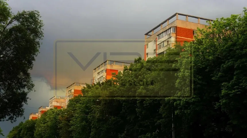 Apartament 2 camere decomandat Tatarasi - Blv V. Lupu — fotografia 1