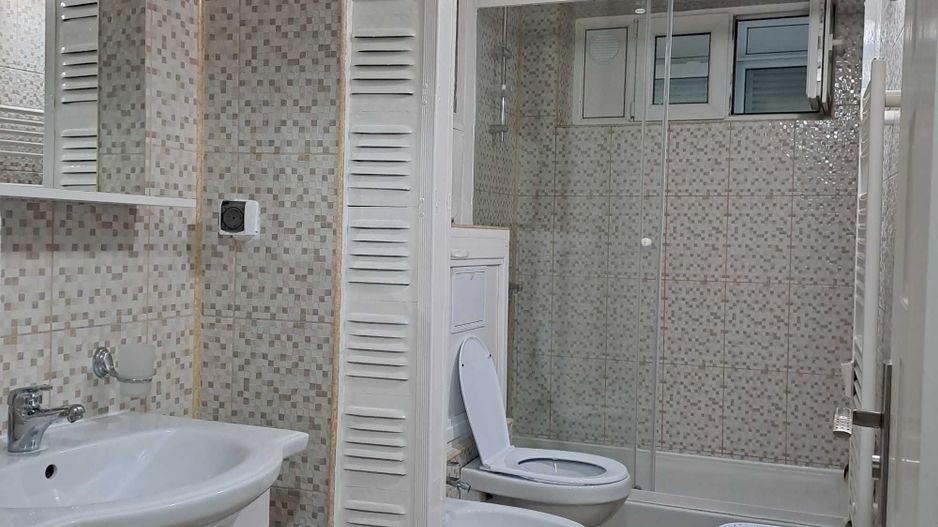 apartament 3 camere  Renovat  Favorit A2 - Poză 6