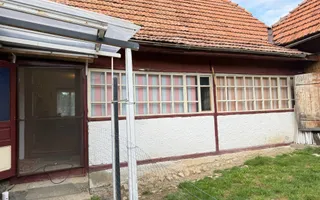 Casă tradițională sat Poarta, comuna Bran teren 4000 mp - Poză 12