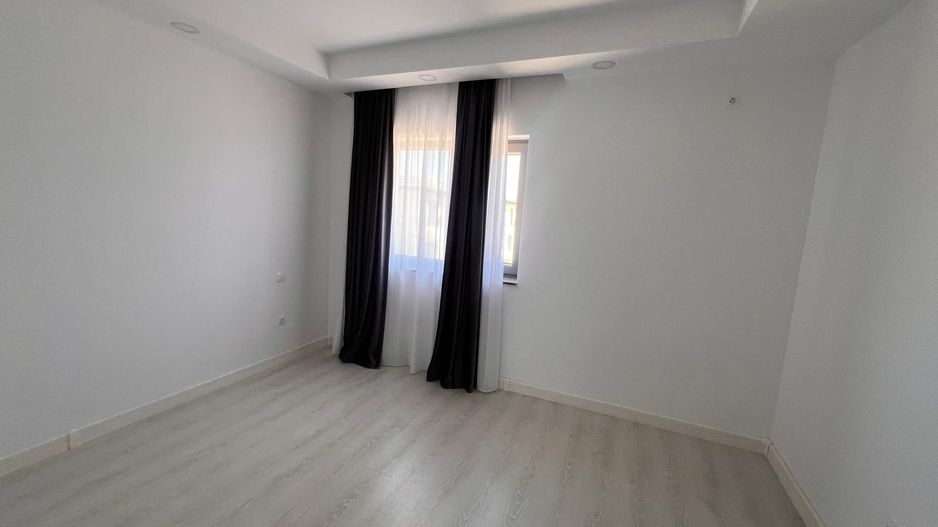 Vila 3 camere Cosmopolis - Poză 4