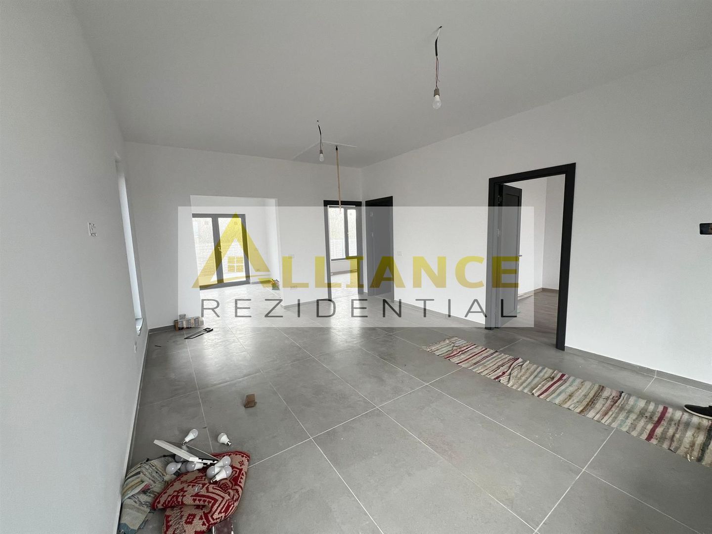 Casa parter -3 camere- Incalzire in pardoseala - Comuna Berceni - Poză 4