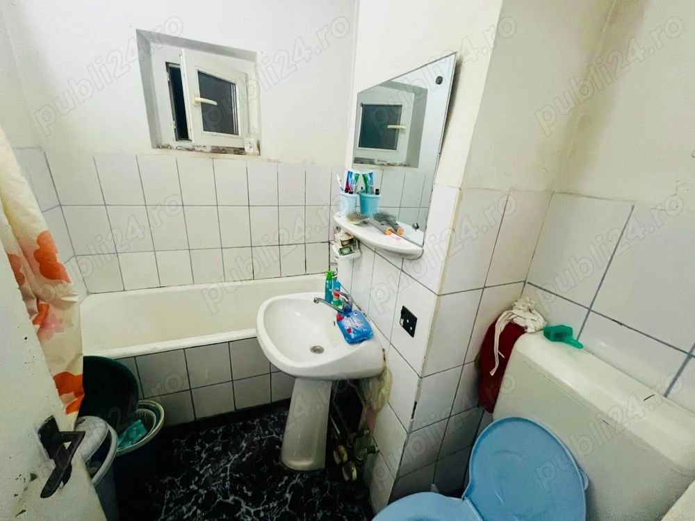 De vanzare apartament 3 camere, Pecineaga/Rahova - Poză 4