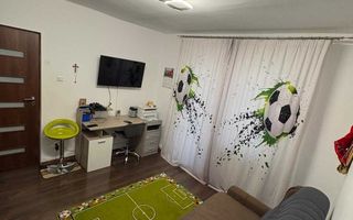 Apartament cu 3 camere, decomandat – Zona Fortuna - Poză 4