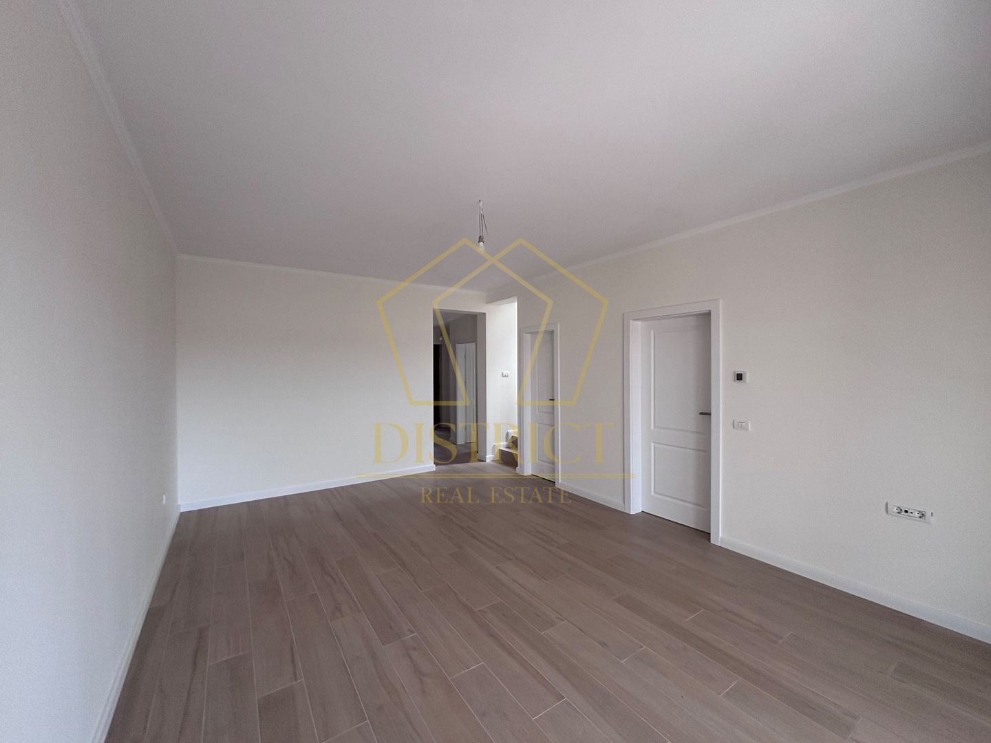 Duplex modern cu 5 camere I Dumbravita - Poză 2