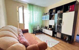 De vânzare – Apartament 3 Camere Zona de jos