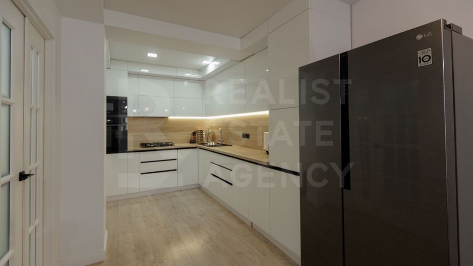 Vânzare, apartament, 3 camere, str. Alexandru Cel Bun, Ialoveni - Poză 11