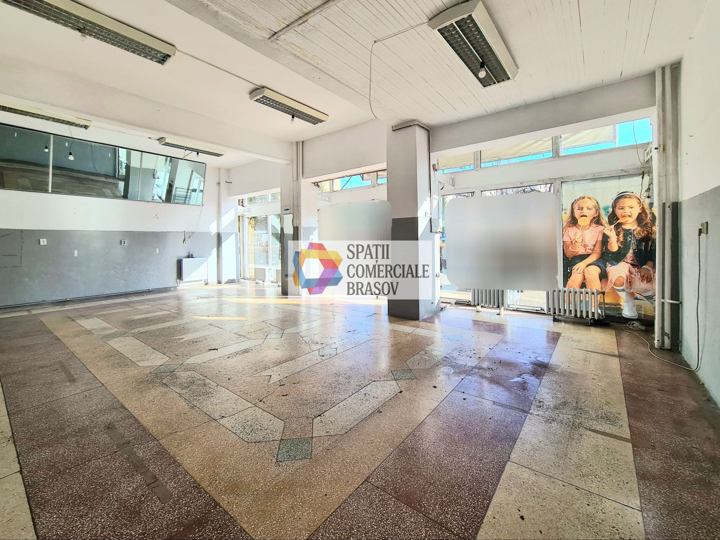 Spatiu comercial de închiriat Brasov - 60 mp  # spatii-comerciale-brasov.ro - Poză 1