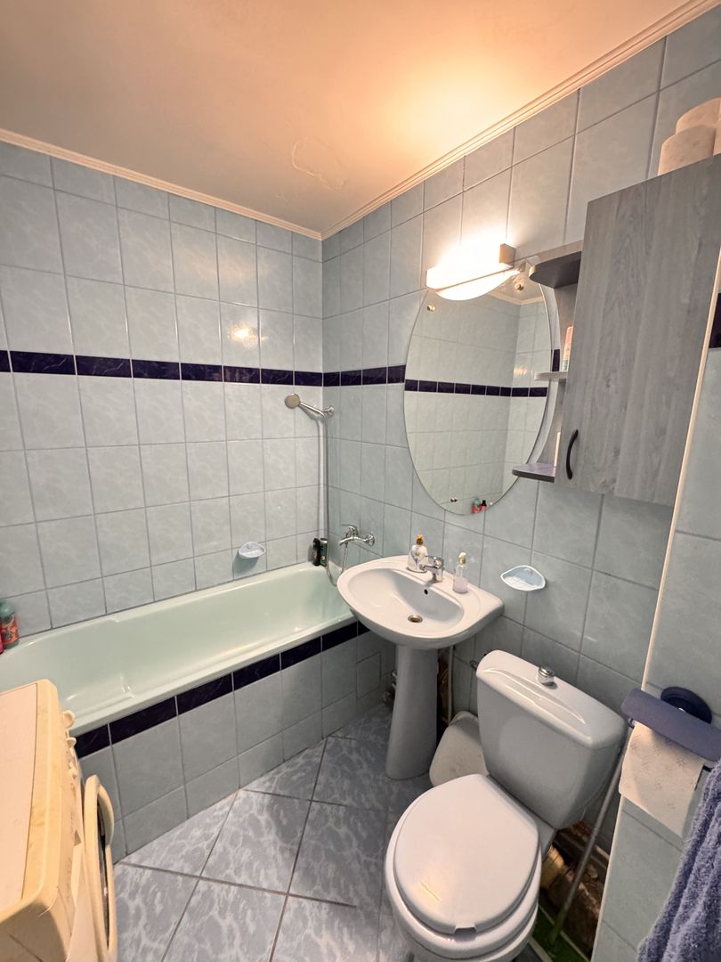 Apartament 3 camere decomandate – zona Decebal, Oradea - Poză 7