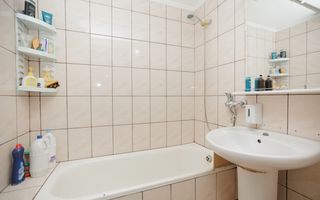 Vânzare, apartament, 3 camere, str. Luceafarul ,sat. Dobogea. - Poză 13