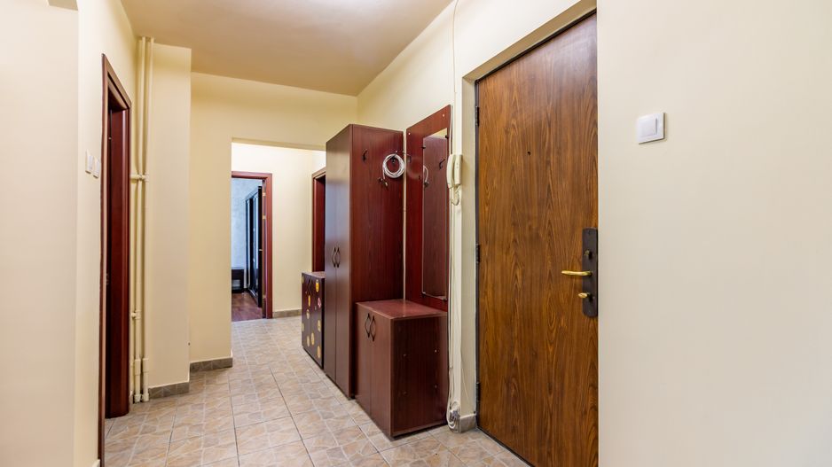 Apartament 3 camere mobilat ,strada Novaci în zona 13 Septembrie - Poză 4