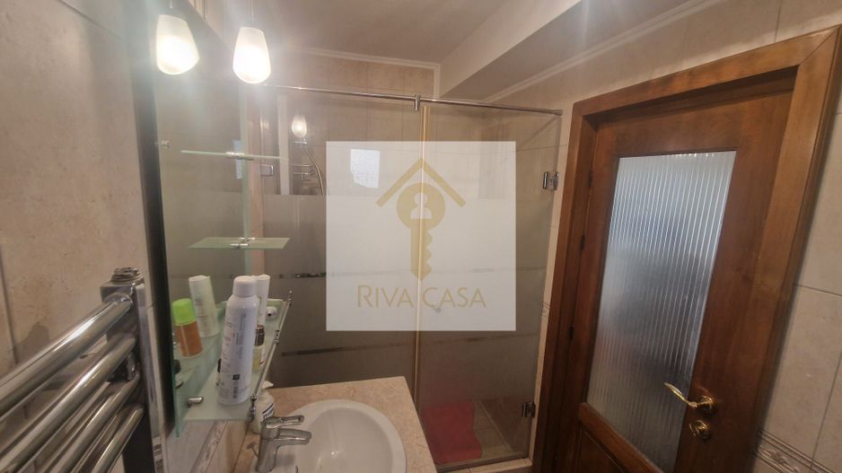 De vânzare: Vilă unică, vintage-modernă, zonă Grigorescu Oradea. - Poză 17