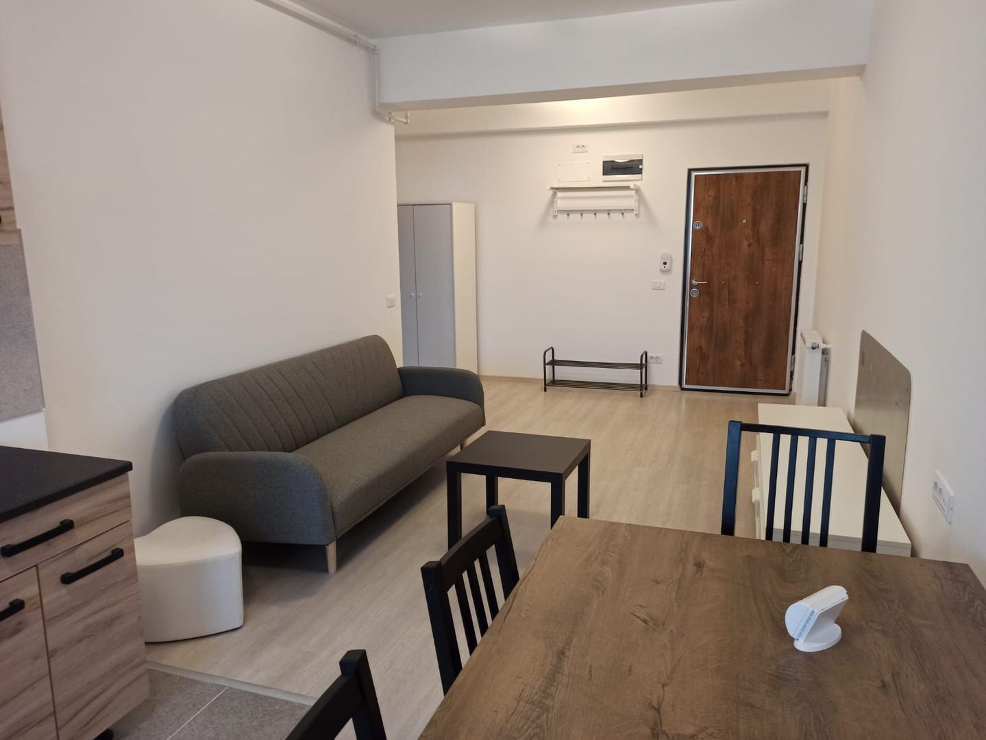 AP. 2 CAMERE- NEW WORLD RESIDENCE, LOCURI PARCARE, CENTRALA PROPRIE - Poză 2