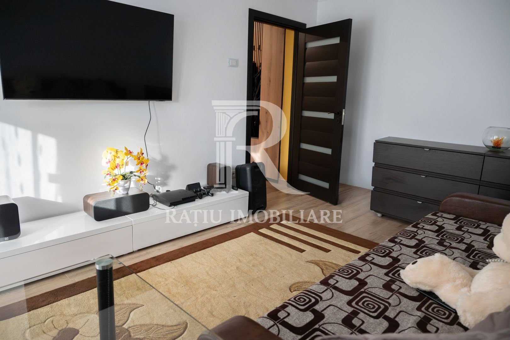 Apartament cu 3 camere | B-Dul Stefan Cel Mare | Oradea - Poză 8