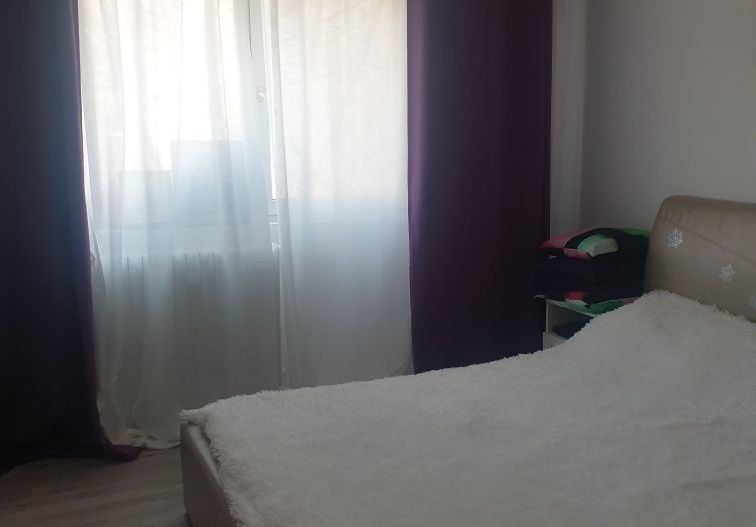 Apartament 4 camere - Poză 1