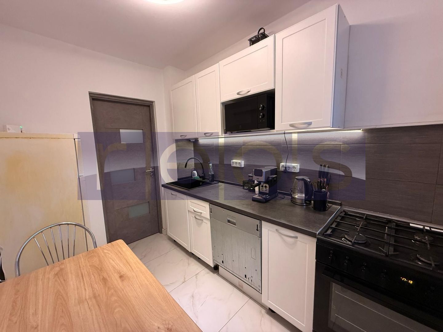 VANZARE 3 CAMERE BULEVARDUL BASARABIA | RENOVAT RECENT |  METROU PIATA MUNCII | - Poză 12