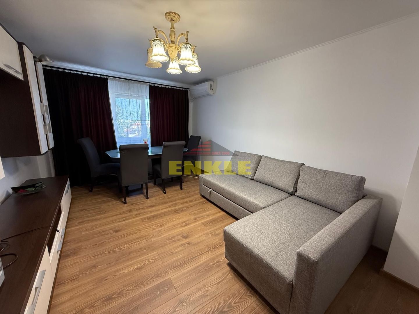 Apartament 3 camere de vânzare – Piața Mare - Poză 1