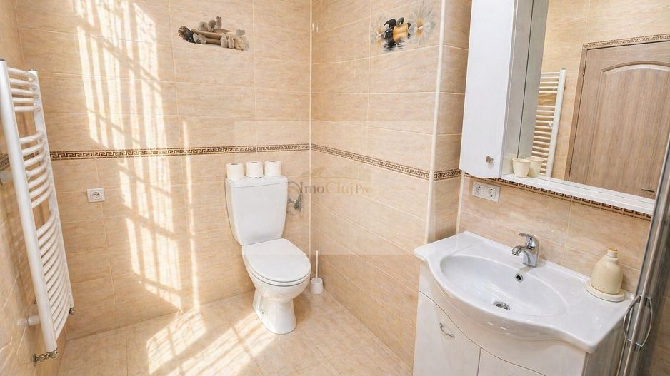 Vanzare apartament modern  3 camere-parcare subterană - zona Dedeman - Poză 11
