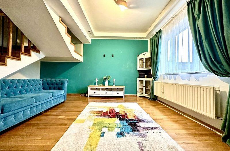 Casa la intrare în Ghiroda - Poză 5