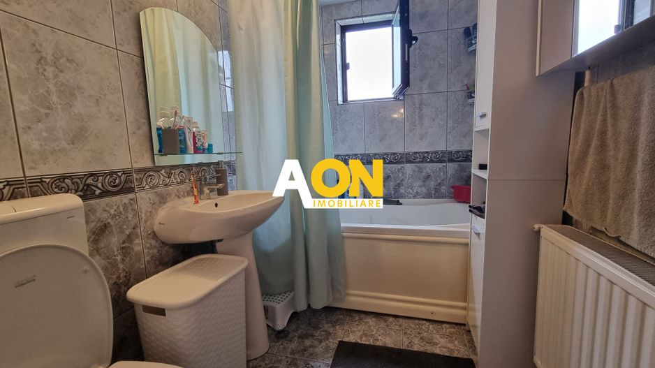 Apartament 3 camere decomandat, mobilat, utilat, Cetate - Poză 12