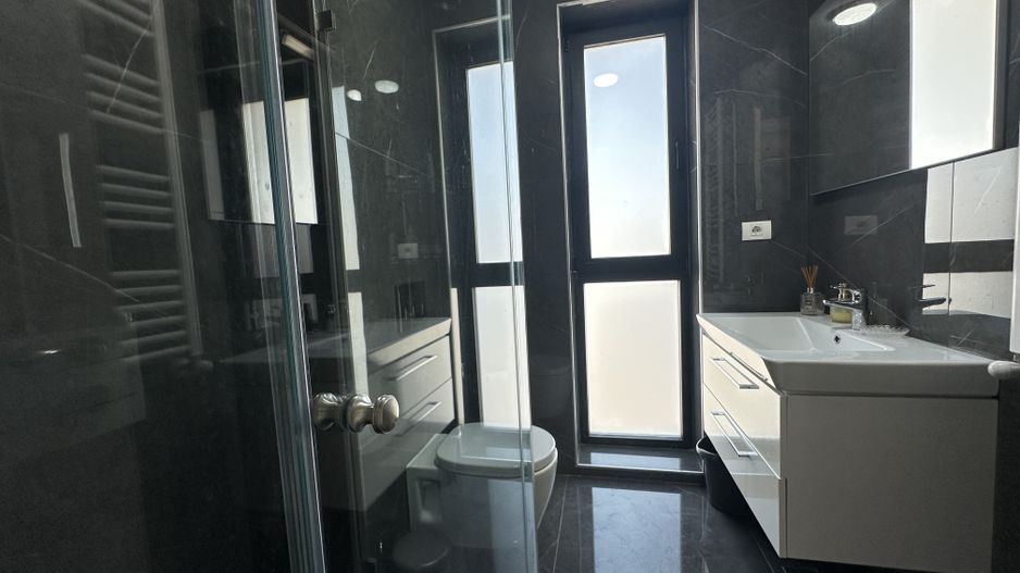 Lux și confort pe Iancu Nicolae Apartament cu 4 camere - Poză 8