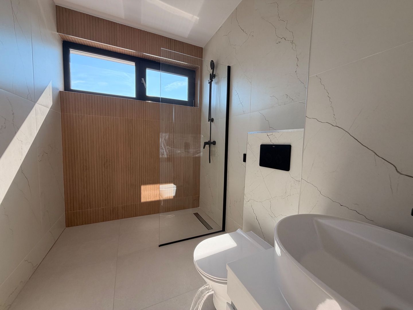 APARTAMENT 2 CAMERE | LOC DE PARCARE | TERASA 17MP - Poză 4