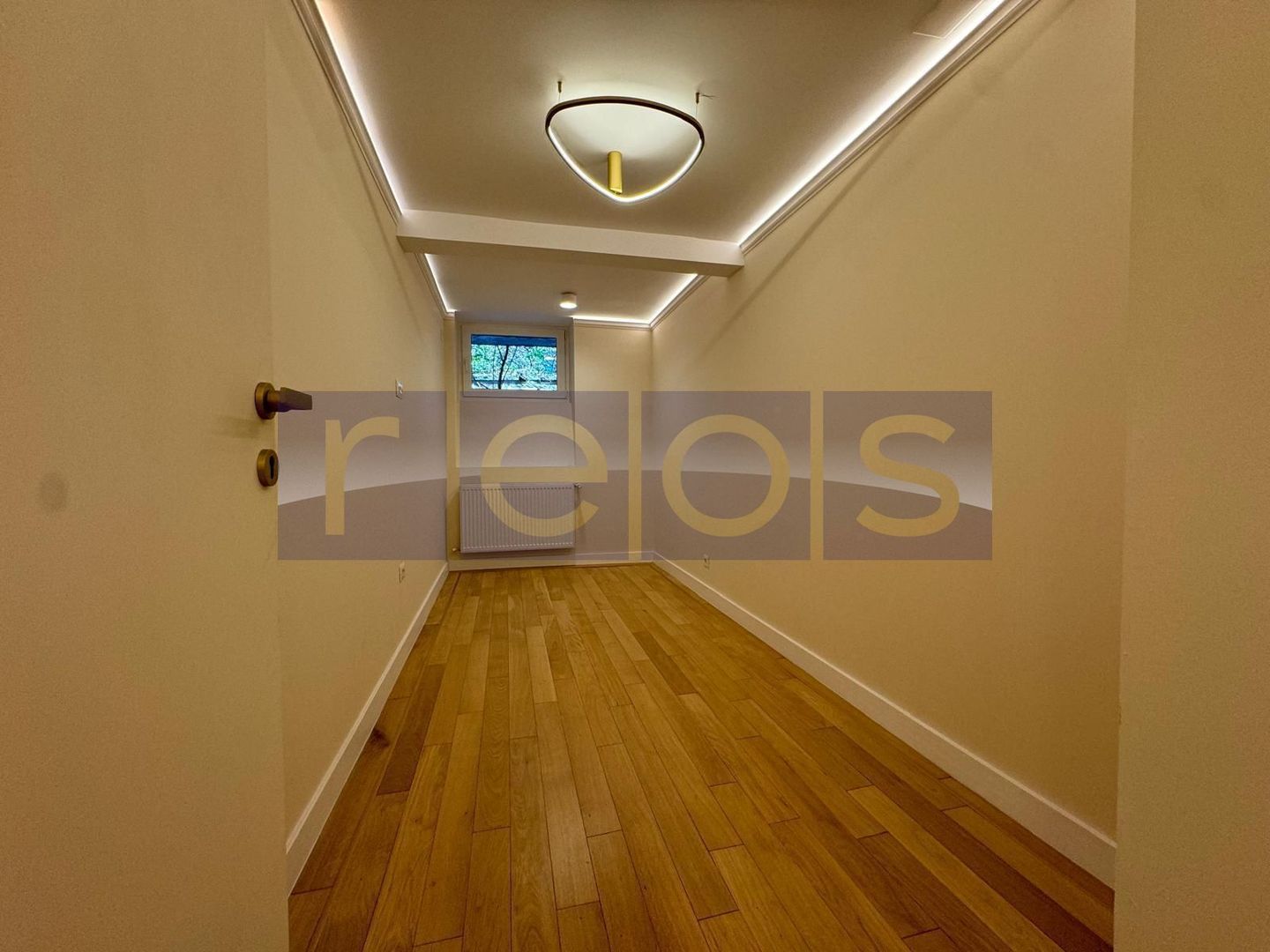 DEMISOL IN VILA | 5 CAMERE | NOU RENOVAT | FINISAJE LUX | DOROBANTI | - Poză 10