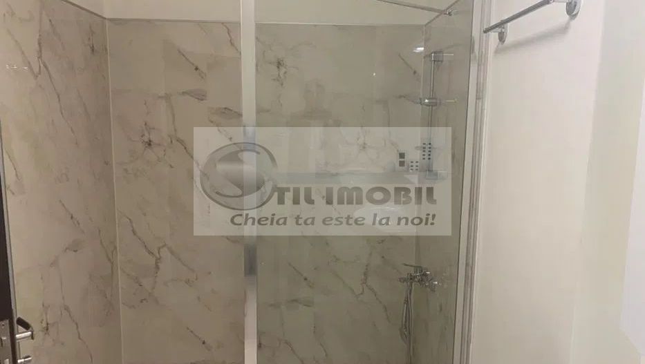 Apartament 4 Camere + Loc de parcare- Zona Tatarasi- 675 Euro - Poză 6