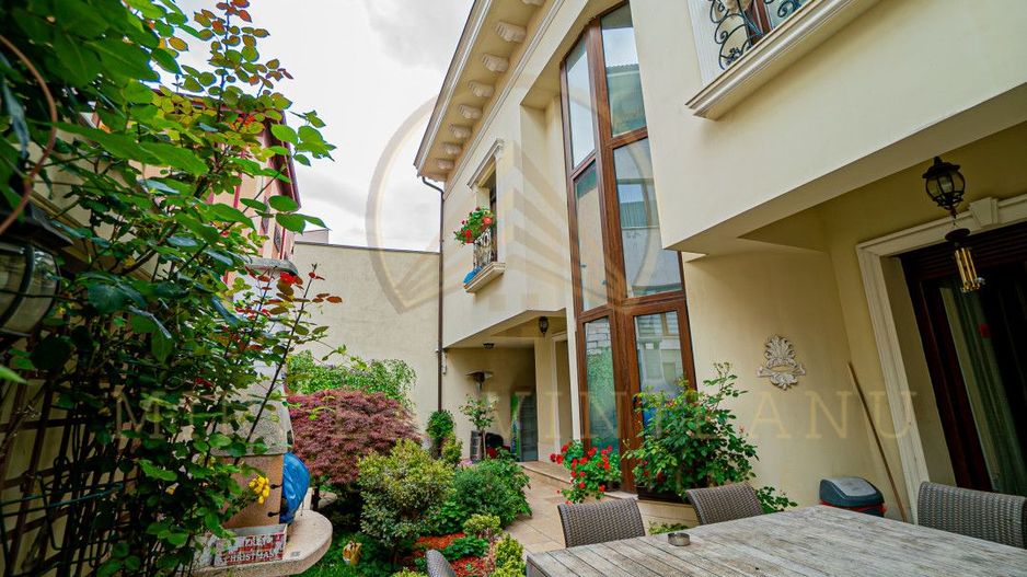 Vânzare vila spectaculoasa S+P+1+M situată in zona Tomis II - Spitalul Județean. - Poză 46