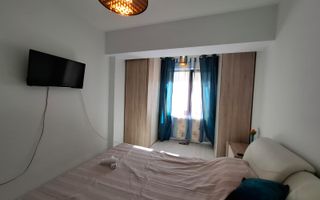 Apartament in Piata Unirii, bloc 2015,  CENTRALA PROPRIE, URGENT - Poză 7