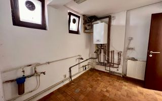 Vilă superbă | *8 camere *Terasă *Grădină | Cotroceni - Poză 22