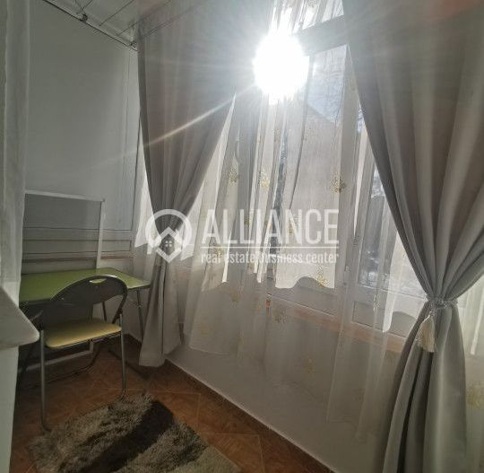 Zona Trocadero garsoniera mobilata termen lung - Poză 12