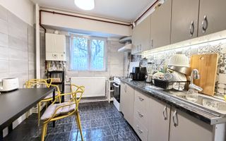 2 camere | etaj 1 | vedere spate | centrala proprie | Stefan cel Mare - Poză 6