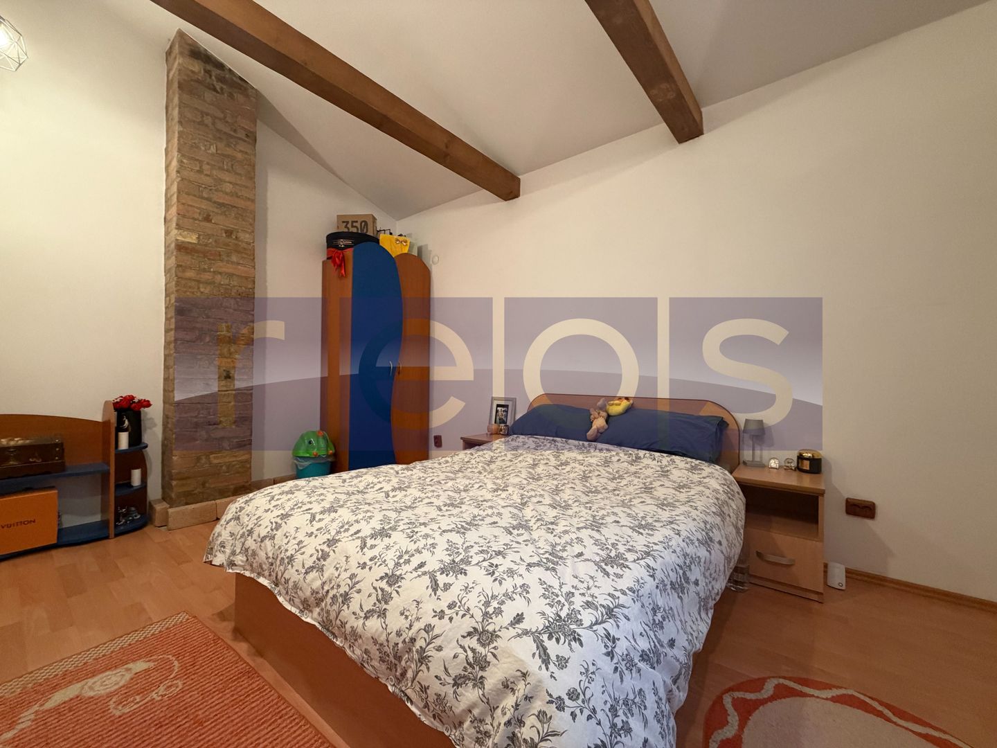 VANARE CASA | 150 MP LOCUIBILI | TEREN 400 MP | PANOURI FOTOVOLTAICE 8 KW | - Poză 8