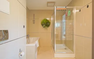 OPORTUNITATE!Două apartamente, două locuri de parcare,plata flexibilă - Poză 17