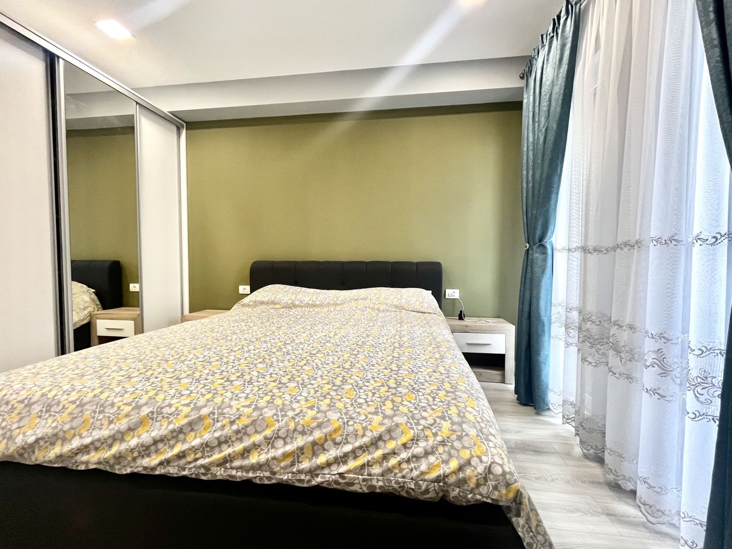 Apartament cu 3 camere, elegant, cu chirie inclusă, in zona Aradului - Poză 11