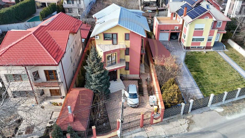 Casă Palazu Mare | Ideală pentru familie extinsă sau activitate mixta - Poză 16